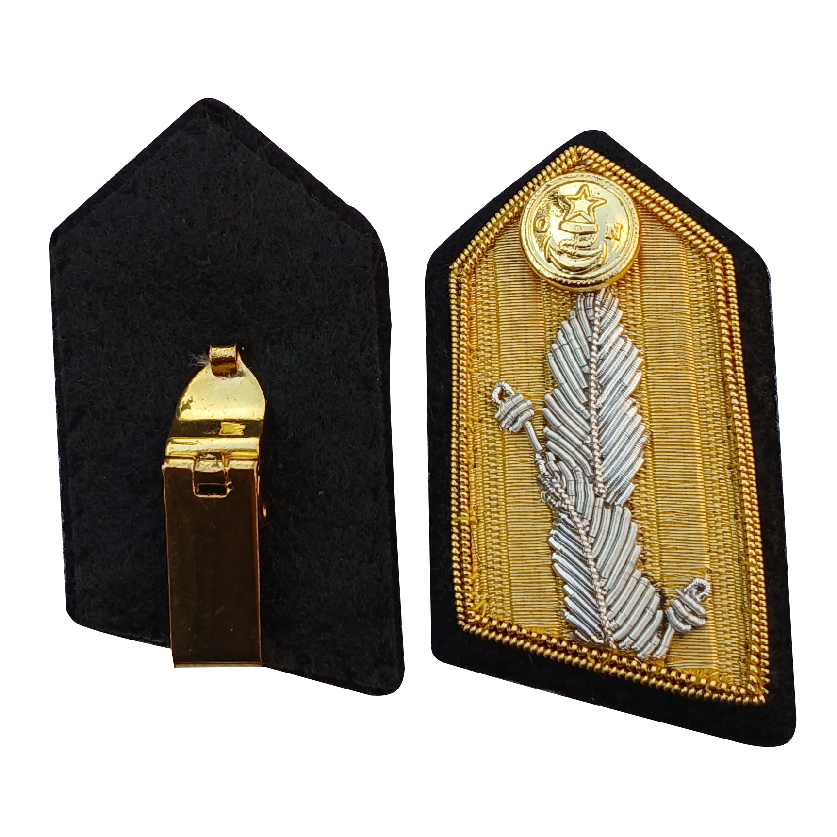 Gorget Collar